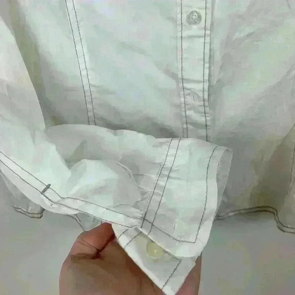 3 for $30 Tommy Hilfiger • White Button Down Shirt - Picture 4 of 7